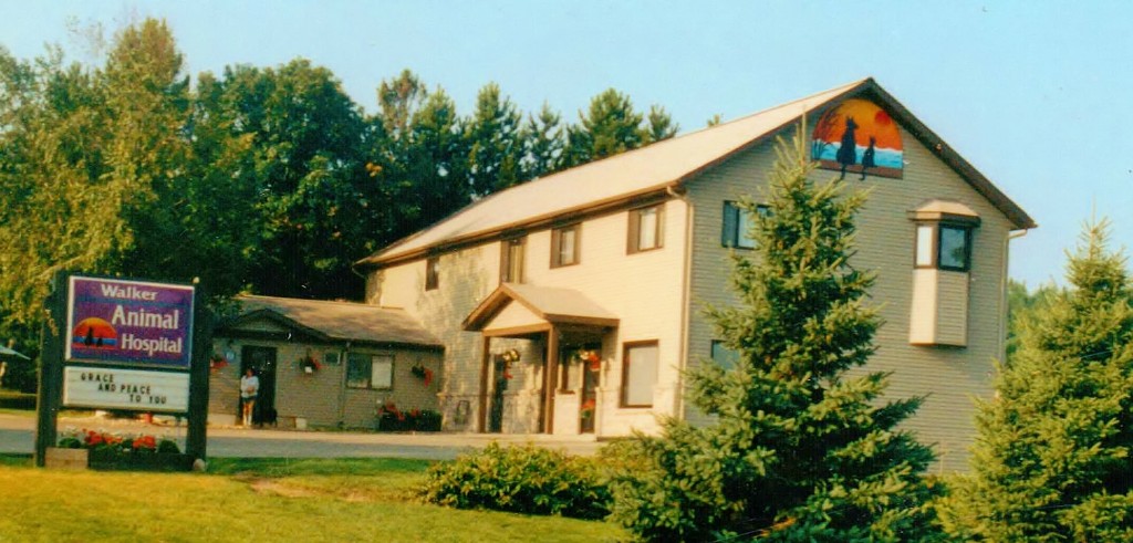 1996-1997 Expansion doubled boarding, expanded the surgery, added a new laboratory, reception area, exam rooms and a second floor for offices and living space